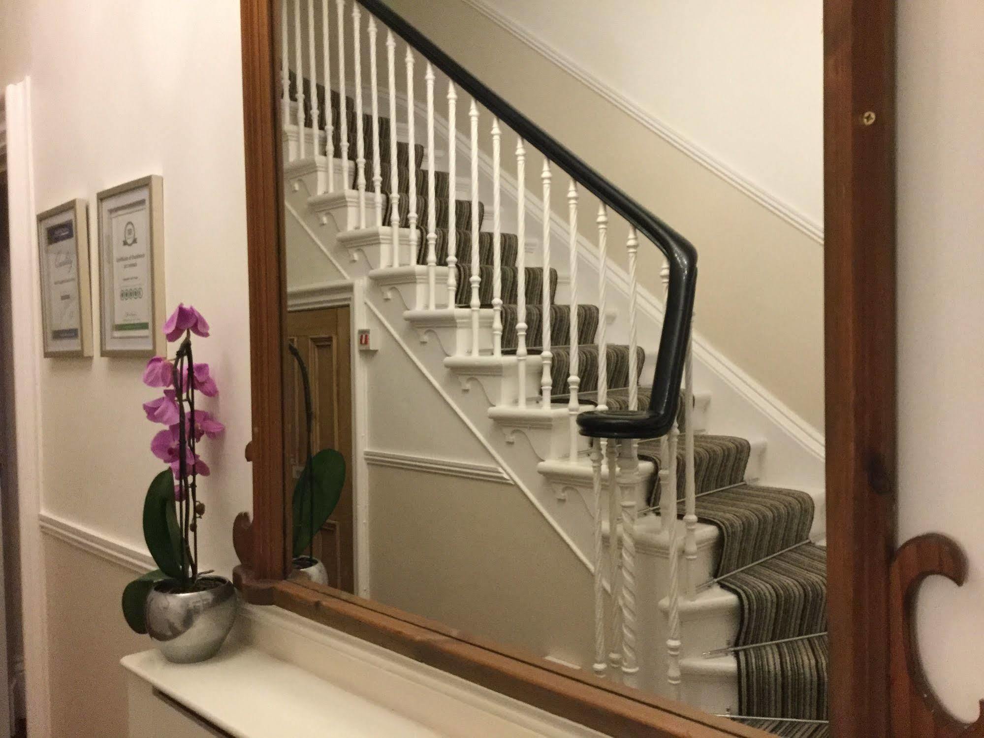 Craggallan Guest House Ayr Exteriör bild